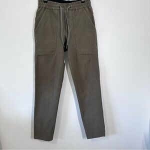 Lululemon Men’s Pants Size Small